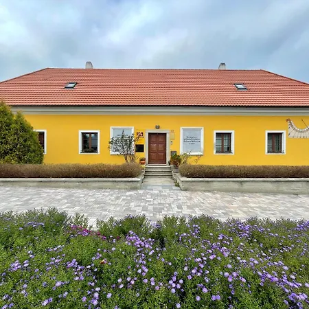 Historicky Dum U Lazni Třeboň
