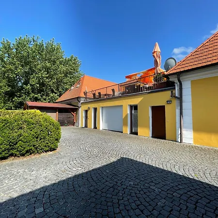 Apartament Historicky Dum U Lazni